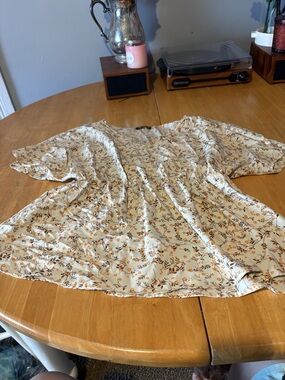 Women's Floral Peplum Blouse Cream Orange Size 0XL Shein Curve Boho Short Sleeve